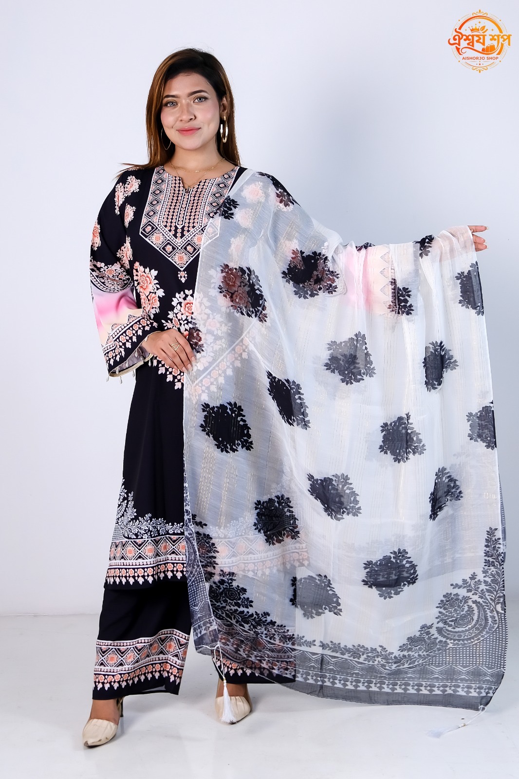ফারসি ব্লাশ – সফট দুবাই সিল্ক পাকিস্তানি ইন্সপায়ার থ্রি-পিস - Black